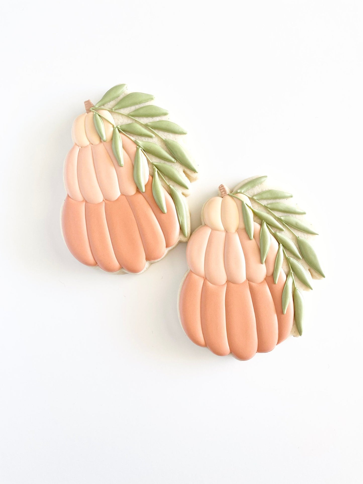 Stack of 3 Pumpkins with or without Leaves Cookie Cutters