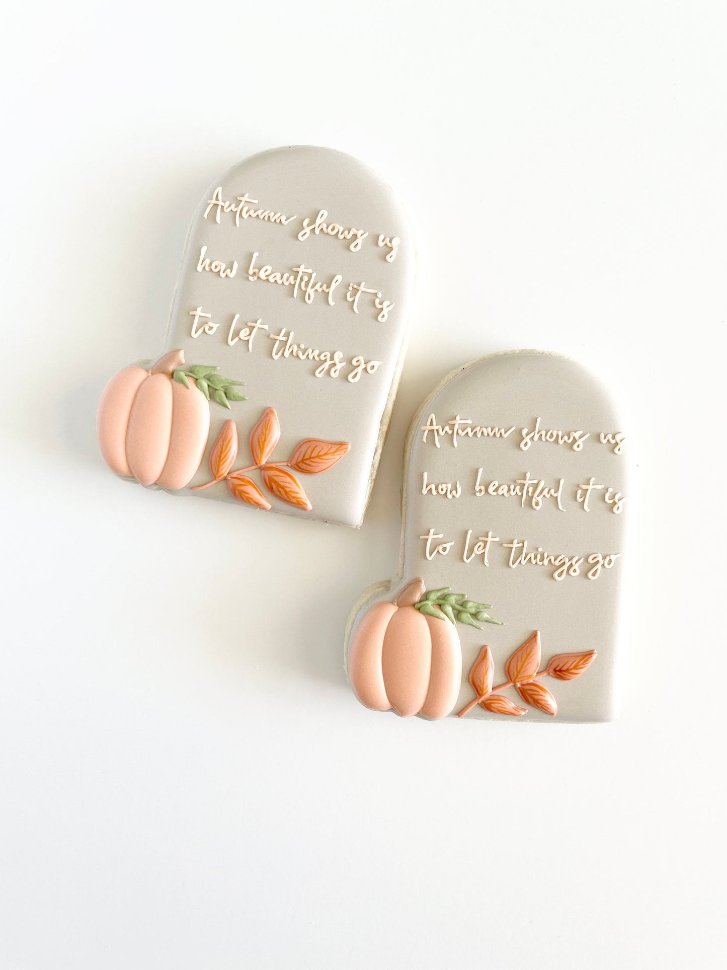 Door/Plaque with Pumpkin Cookie Cutter