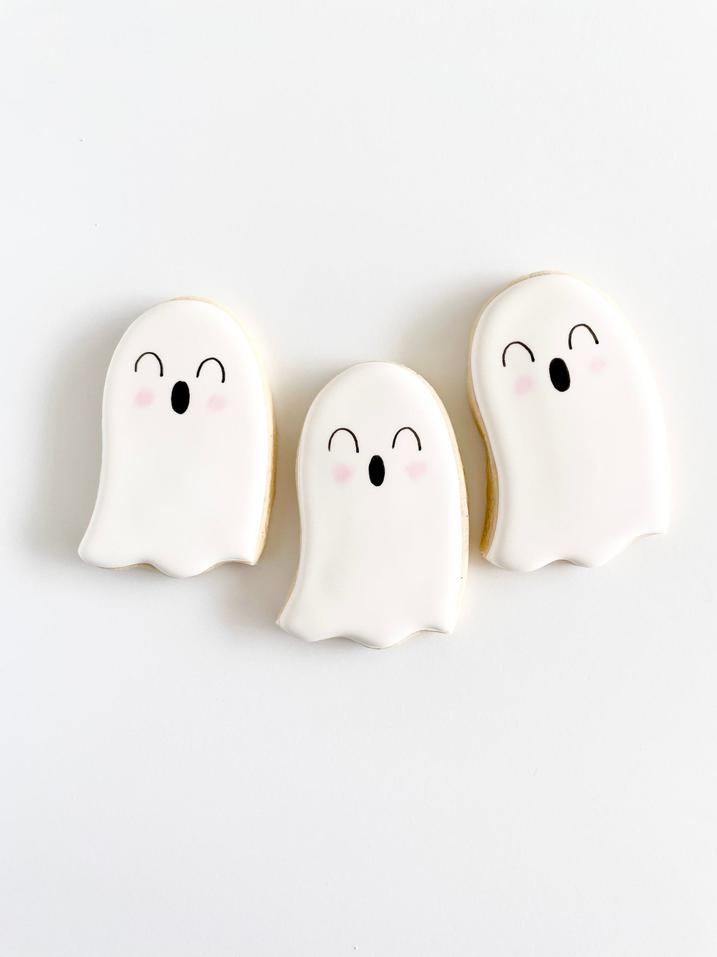 Ghost with or without Bow Cookie Cutters